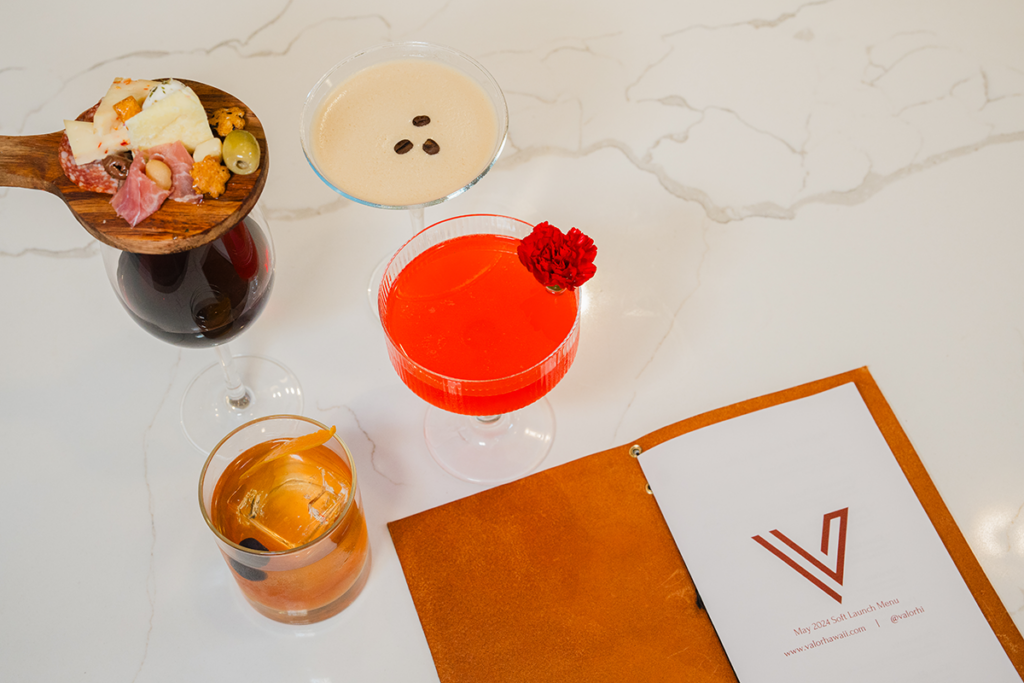 Valor Bar